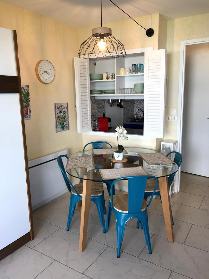 Appartement Les Pieds Dans L Eau Acces Direct Plage Pereire, Parking Gratuit ,Wifi Arcachon Luaran gambar