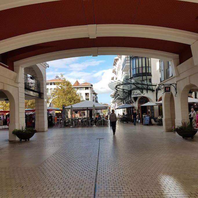 Appartement Les Pieds Dans L Eau Acces Direct Plage Pereire, Parking Gratuit ,Wifi Arcachon Luaran gambar